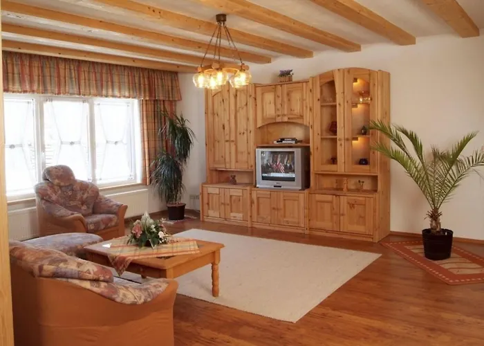 Am Rennweg Tatil Evi Neuhaus am Rennweg